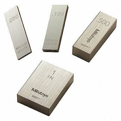 Set of rectangular gauge blocks used for wringing practice